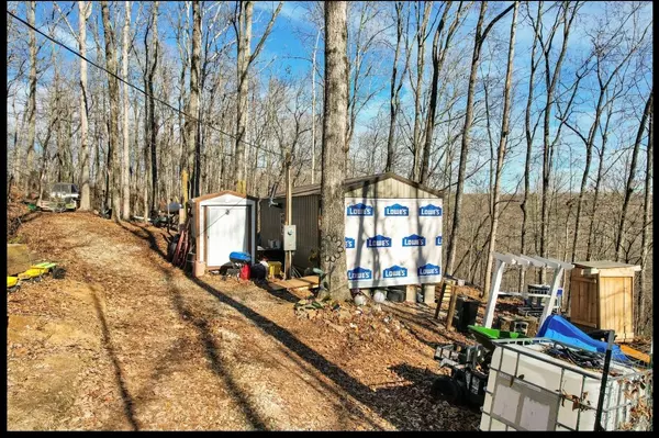Spring City, TN 37381,815 Chestnut Ridge RD
