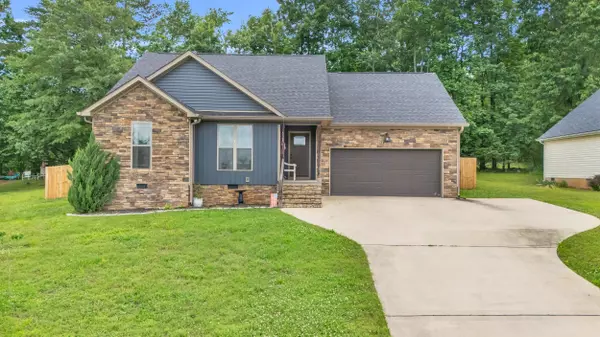 329 Windsong DR, Lafayette, GA 30728