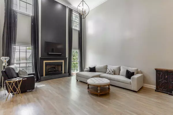 Chattanooga, TN 37421,8102 Paces Ferry XING