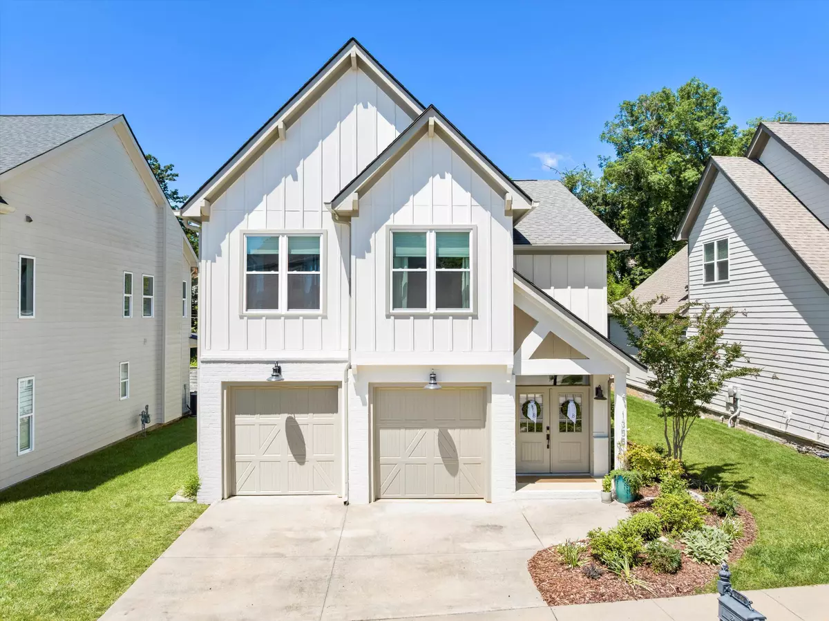 Chattanooga, TN 37405,1355 Carrington WAY