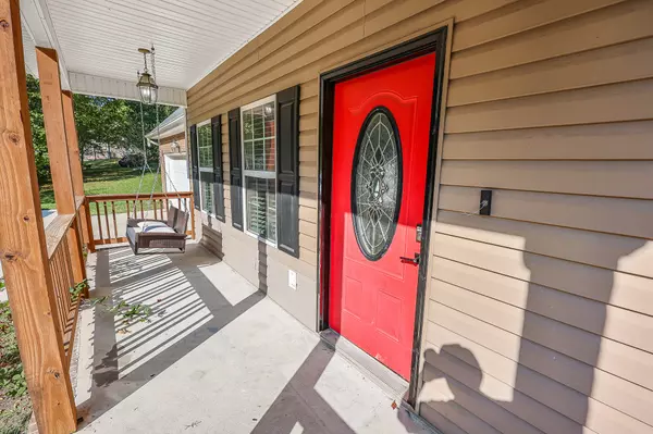 Chickamauga, GA 30707,320 Marble Top RD