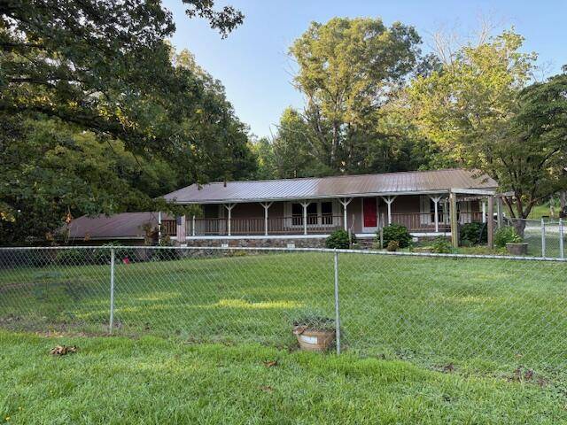 40 Quiet Hollow LN, Ringgold, GA 30736