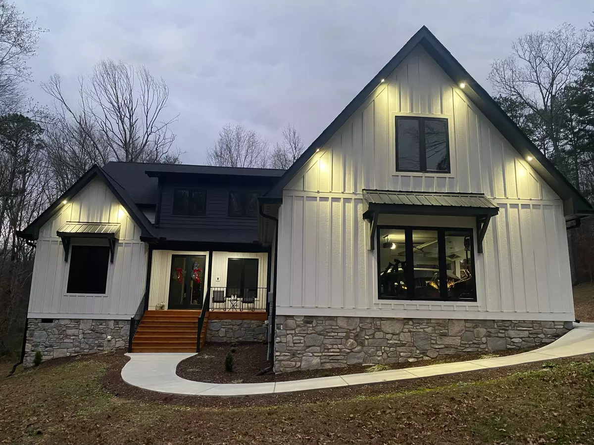 Whitwell, TN 37397,505 Tanya DR