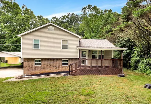 549 Davis Ridge RD, Ringgold, GA 30736