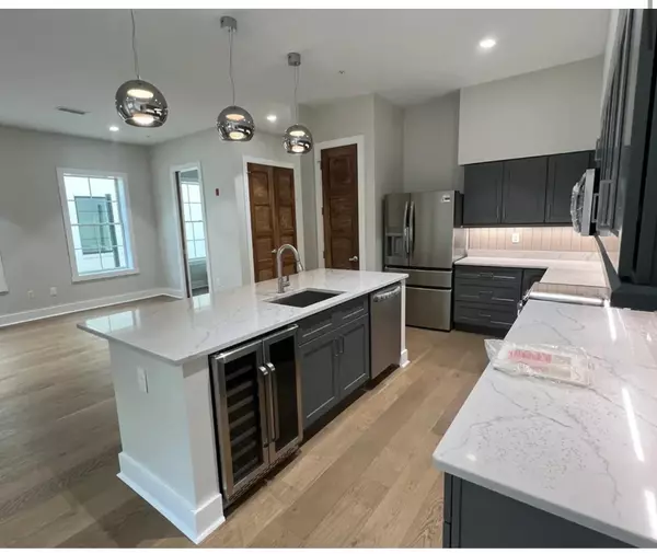 Chattanooga, TN 37402,136 13th ST