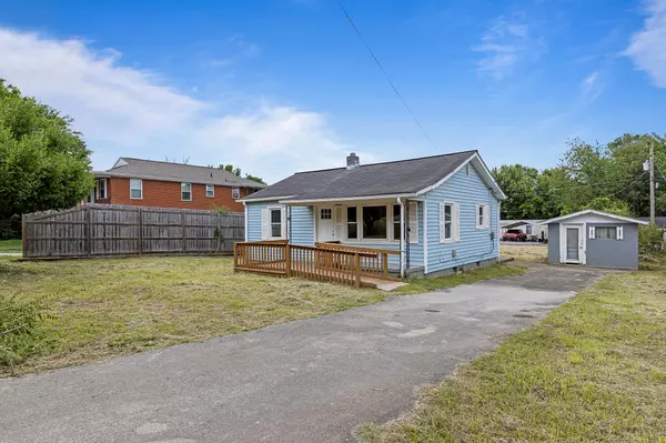 Maryville, TN 37804,2504 Cecelia AVE