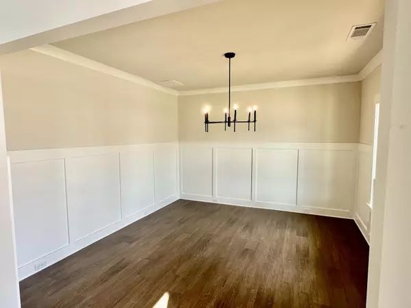Ooltewah, TN 37363,1530 Firelight WAY