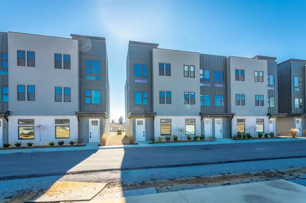 Chattanooga, TN 37412,7175 Gdn Grv WAY