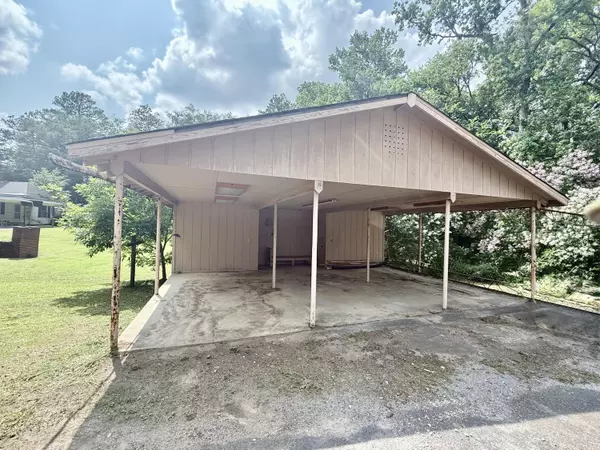 Summerville, GA 30747,103 Highland AVE