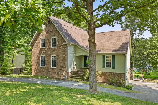 Chattanooga, TN 37421,9101 Tennga LN