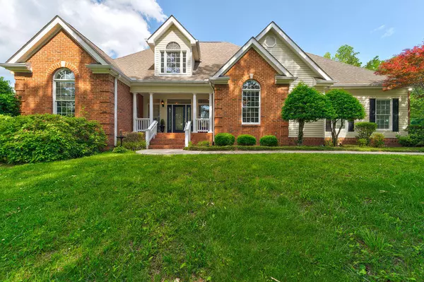 81 Arnold RD, Rock Spring, GA 30739