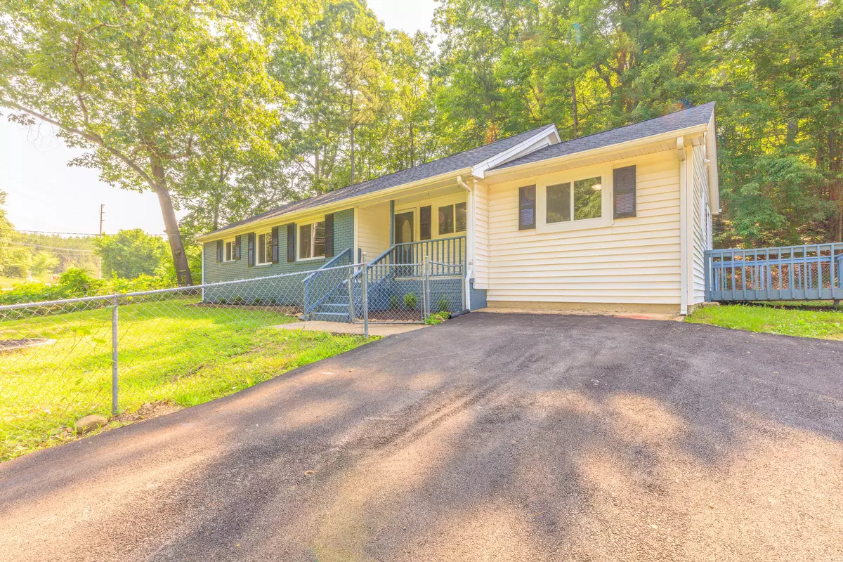 Soddy Daisy, TN 37379,1806 Dallas Lake RD
