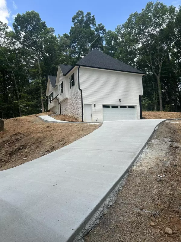 Rossville, GA 30741,65 Wolf ST