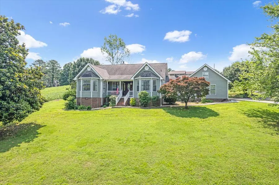123 Woodlawn DR, Bridgeport, AL 35740