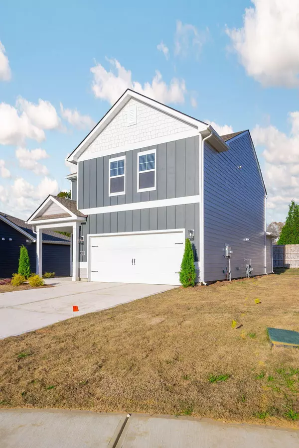 Hixson, TN 37343,7450 Bendire Loop