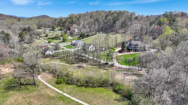 1009 Reads Lake RD, Chattanooga, TN 37415