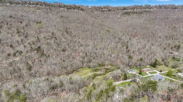 Chattanooga, TN 37415,1009 Reads Lake RD