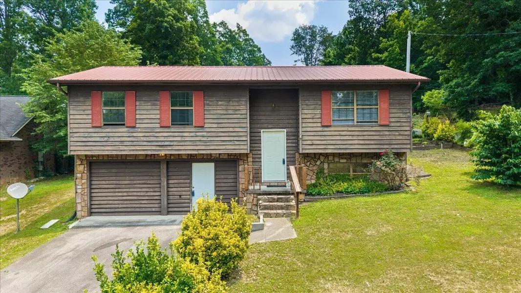 123 County Road 622, Etowah, TN 37331
