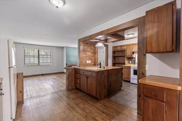 Etowah, TN 37331,123 County Road 622