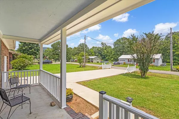 Scottsboro, AL 35768,322 Beverly ST