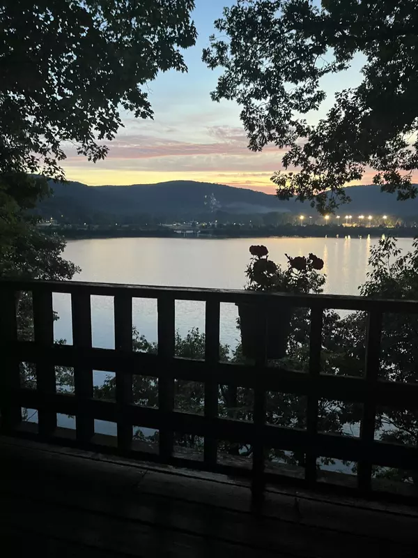 Soddy Daisy, TN 37379,11640 Hixson PIKE