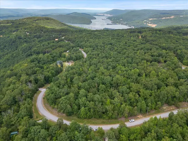 South Pittsburg, TN 37380,0 Chesadu CIR