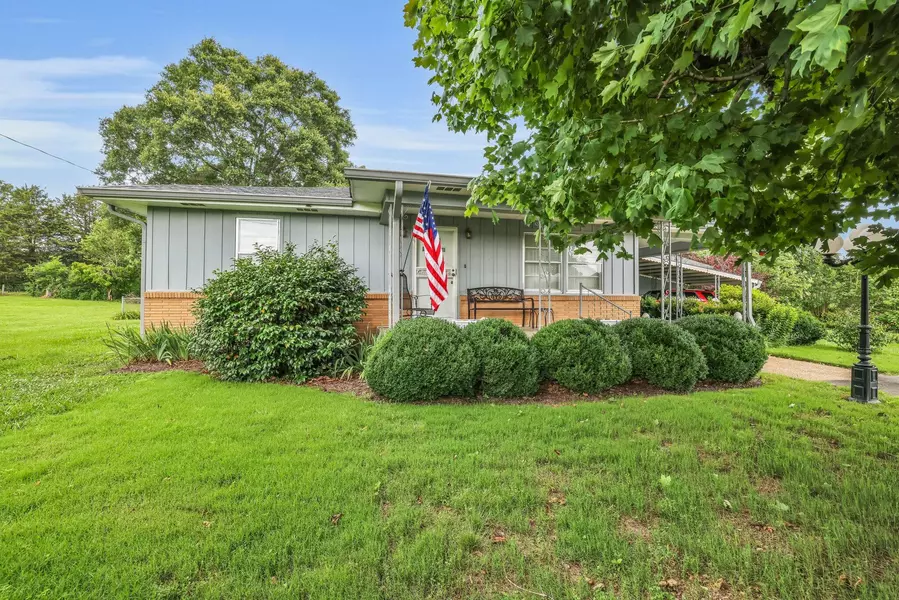 376 Pond Springs RD, Chickamauga, GA 30707