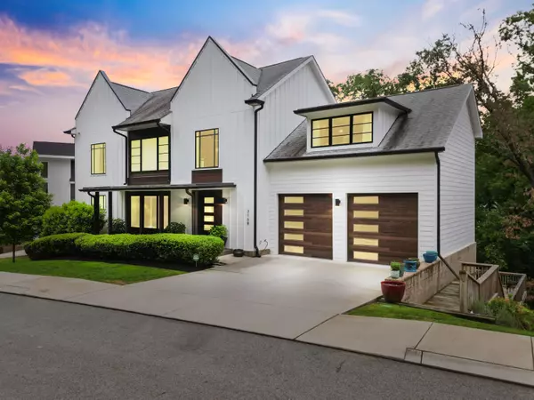 Chattanooga, TN 37415,3168 Camber HL