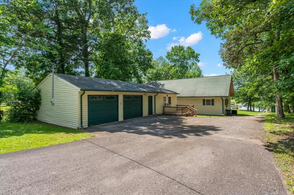 Decatur, TN 37322,152 Hiwassee DR