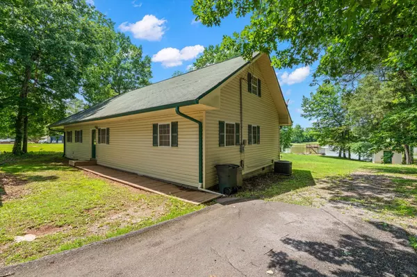Decatur, TN 37322,152 Hiwassee DR