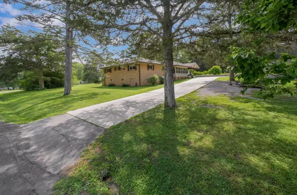 Trenton, GA 30752,74 May AVE