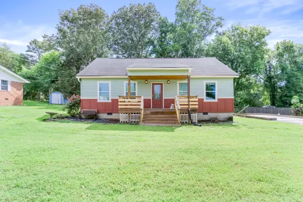 Hixson, TN 37343,7815 Parkshore CIR