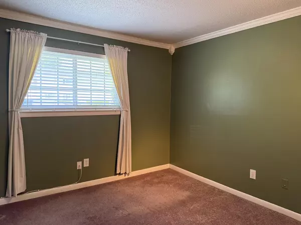 Chattanooga, TN 37415,3947 Quail LN