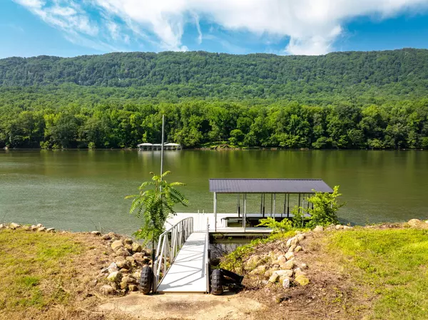 Chattanooga, TN 37405,2430 Suck Creek RD