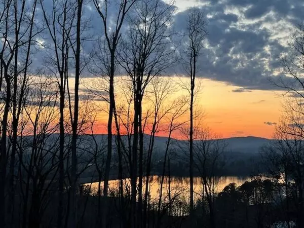 Lafayette, GA 30728,4384 Round Pond RD