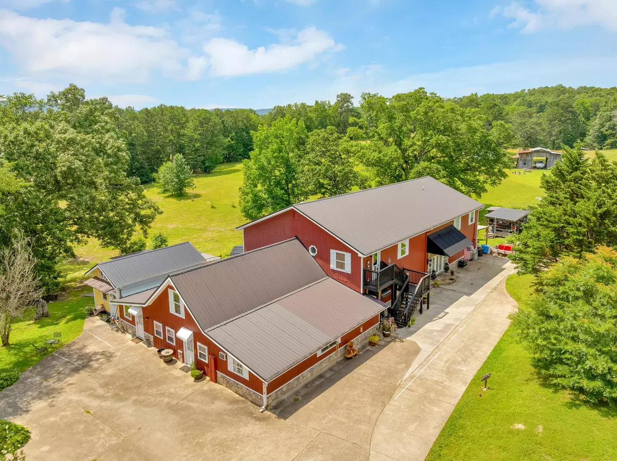 Chickamauga, GA 30707,997 12th ST