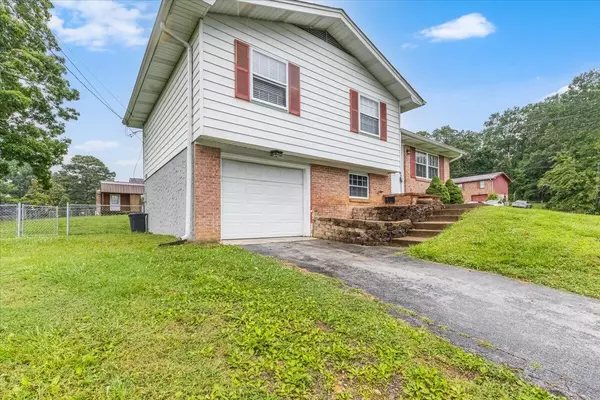 Rossville, GA 30741,123 Laurelwood CIR