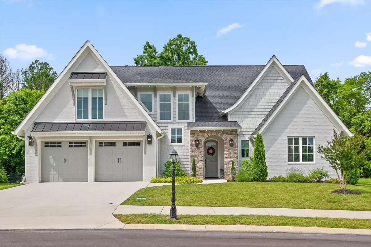 Ooltewah, TN 37363,4141 Barnsley LOOP