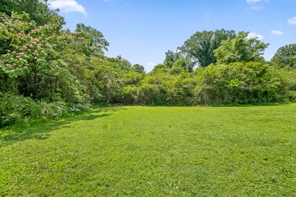 Chattanooga, TN 37411,00 Shallowford RD