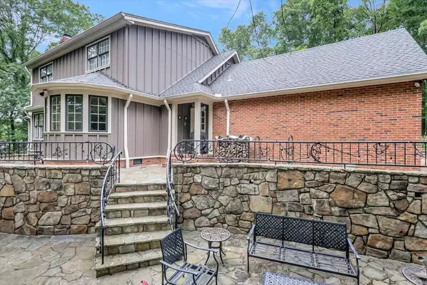 Chattanooga, TN 37419,5 Woodland WAY