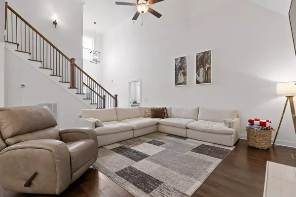 Ooltewah, TN 37363,6434 Satjanon DR