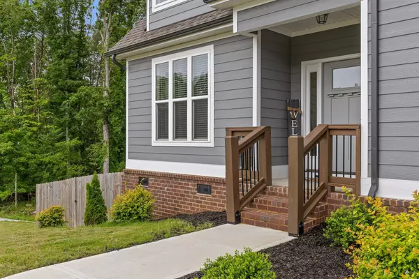 Ooltewah, TN 37363,6434 Satjanon DR