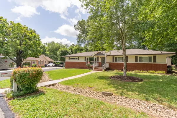 Chattanooga, TN 37412,4214 Belvoir DR