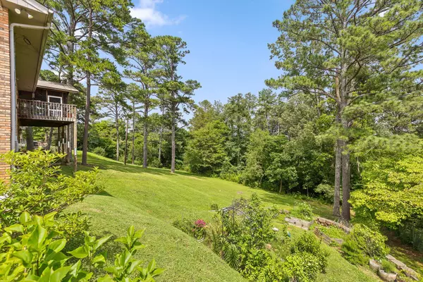 Chattanooga, TN 37421,1008 Panorama DR