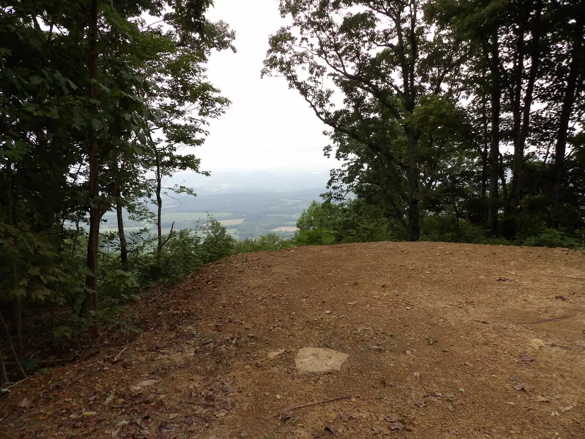 Pikeville, TN 37367,098 Porch Rock RD