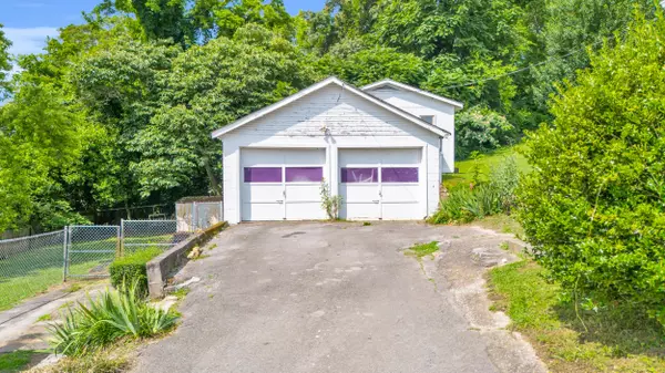 Chattanooga, TN 37411,3128 Rosemont DR