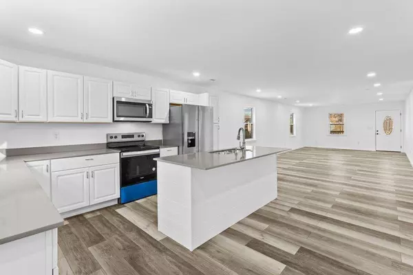 Whitwell, TN 37397,1065 Main ST