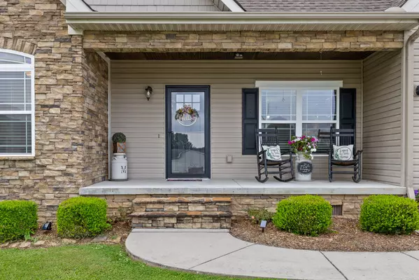 South Pittsburg, TN 37380,220 Charlene PL
