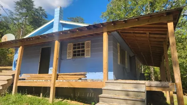 47 Blue Berry DR, Pikeville, TN 37367