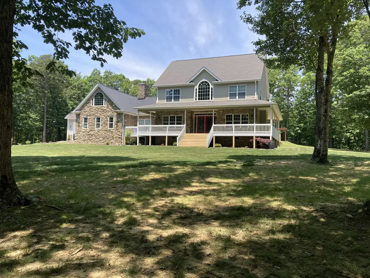 Signal Mountain, TN 37377,361 Pine Ridge DR